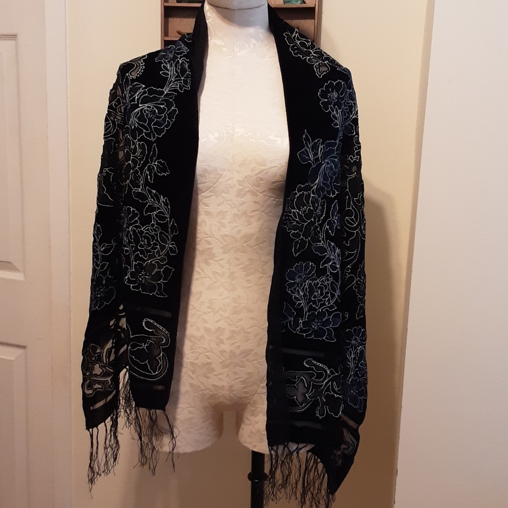Le Chateau Floral Burnout Scarf, Navy and Black